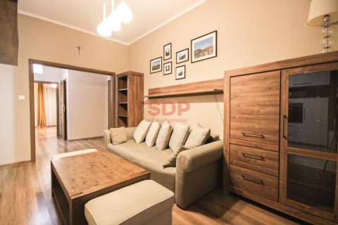 Stare Miasto Rakowicka 3 pok 65m2 Garderoba ENG