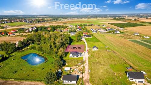 Działka z warunkami zabudowy w Kaplitynach