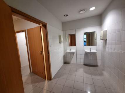 Lokal biurowy 688,44 m w świetnej lokalizacji