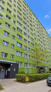3 Pokoje dwustronne balkon piwnica dobra komunikacja