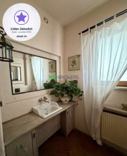 Przestronny lokal z częścią mieszkalną