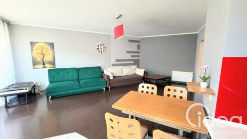 2 pokoje, Śródmieście, balkon,winda, 2010r.b.