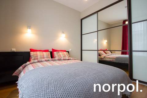 Angel Plaza Apartament 48 m z widokiem na ogród komórka, mi