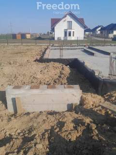 Działka z fundamentami, projektem domu i pozwoleniem Gościno