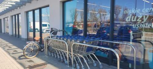 Sprzedam nowe działające Centrum Handlowe Warszawa