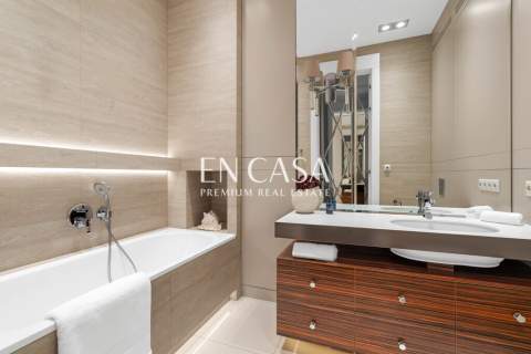 Biały kruk 125 m2 i ogród 150 m2