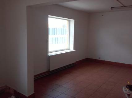 Atrakcyjny Lokal 40 m2 plus zaplecze