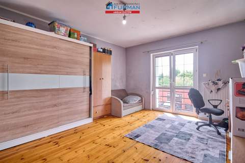 Dom na sprzedaż, 300 m2, Lipka