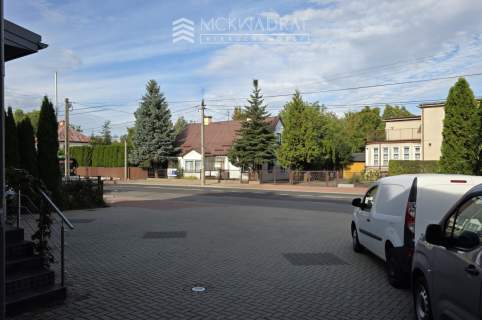Mickiewicza lokal 100 m parking, światłowód