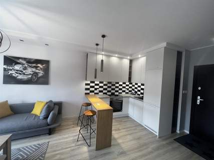 Apartament - wyposażony i umeblowany