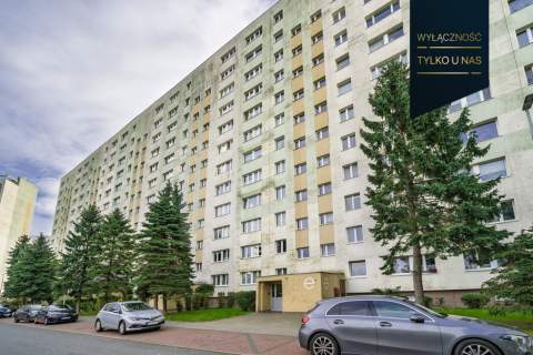 3 pokoje Żabianka balkon do remontu