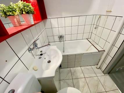 Przestronna kawalerka z balkonem blisko Rzgowskiej
