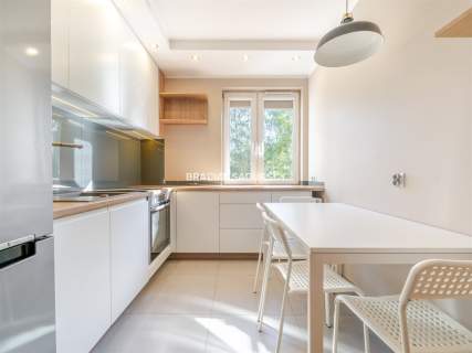 2 POKOJE 52 m BALKON OSOBNA KUCHNIA