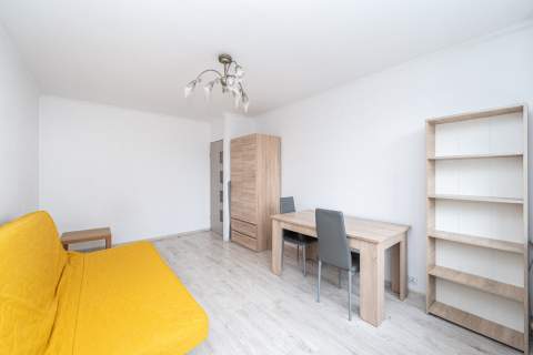 Funkcjonalne 2 pokoje z balkonem na Muranowie