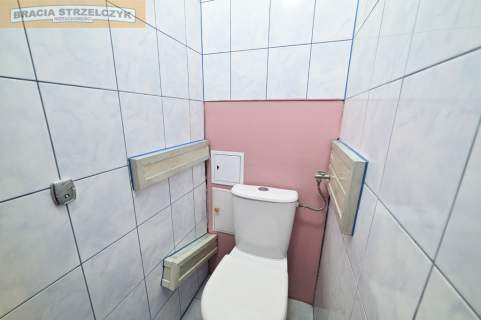 Polecam Dwa pokoje, rozkładowe, na spokojnym osiedlu 
