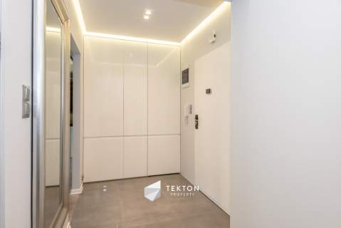 2 pokoje z zielonym tarasem 25m w Centrum 