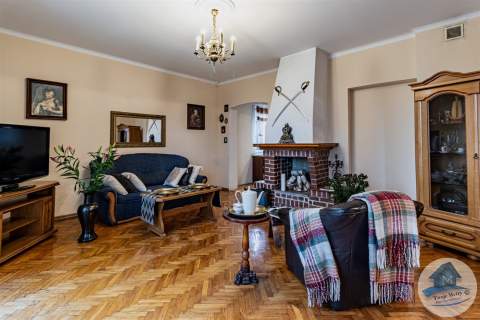 Dom gotowy do zamieszkania, Zawiśle.