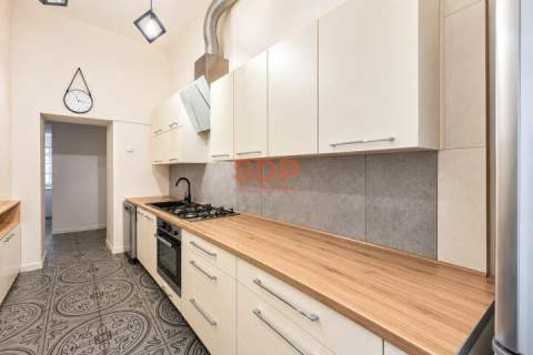 Przestronne I 3 pokoje 84,88 m2 Stare Miasto ul. Wysoka