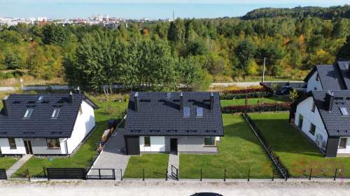 DOM W KIELCACH 5 POKOI 139,5 M 2025 R.