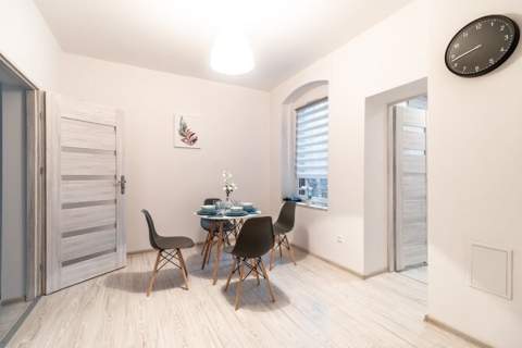 Jasna kawalerka 34 m2, piwnica - Katowicka 44