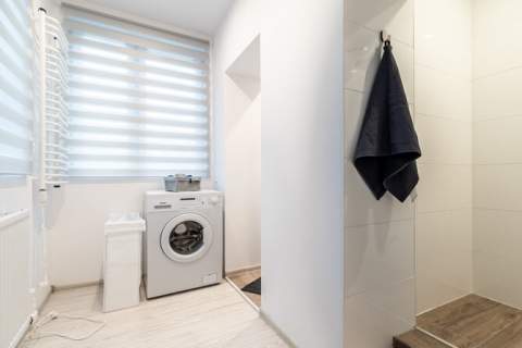 Jasna kawalerka 34 m2, piwnica - Katowicka 44