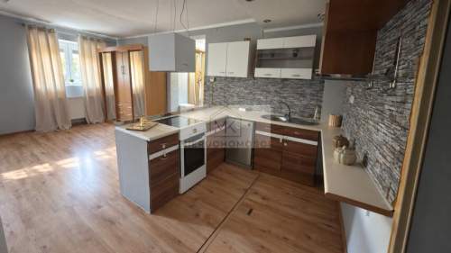 Dom 95 m2 45 m2 mieszkalne 3 pokoje Parter Garaż Łokietka, B