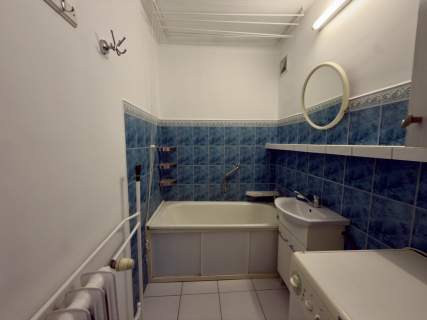 Zduńska Wola/56 m2/3 pok/zadbane/wspólnota mieszkaniowa/Żytnia
