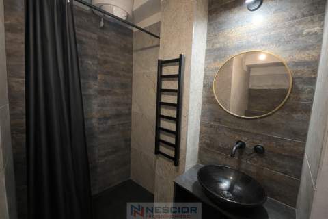 lokal usługowy / magazynowy   180 m   Siedlce