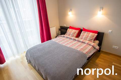 Angel Plaza Apartament 48 m z widokiem na ogród komórka, mi