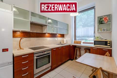 60,17 m 3 pokoje Piwnica Bezczynszowe
