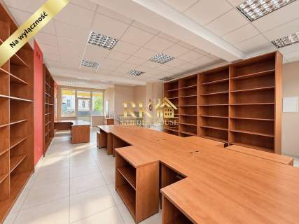 LOKAL USŁUGOWO-BIUROWY NA WYNAJEM ŚCISŁE CENTRUM