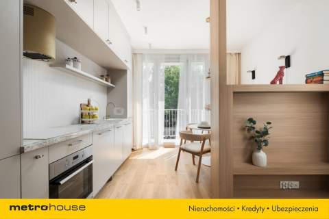 Pierwszy najem blisko Metra, balkon i niski czynsz