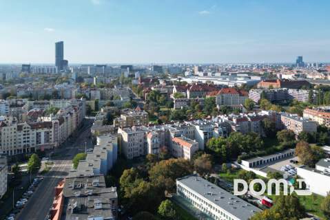 Piękne przeszklenia, centrum, przestronne