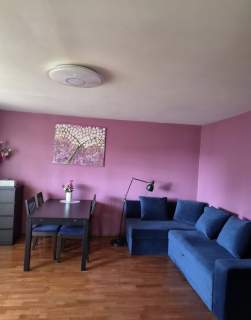 72 m 4 pokoje osobna kuchnia balkon po remoncie