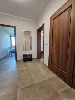 2pok, 51m2, klima, garaż