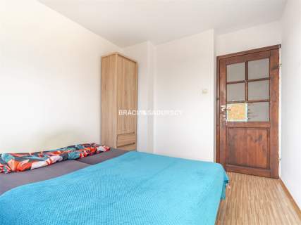 3 pokoje, balkon, piwnica - Prądnik Czerwony