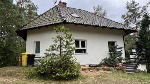 Dom z apartamentem przy jeziorze i lesie