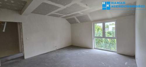 Dom 156 m z ogrodem, garażem i 4 sypialniami