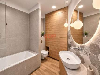 Piękny 2-pokojowy apartament w centrum Plac Bema 