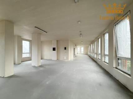 Do wynajęcia budynek 888m2 w stanie deweloperskim na Białołęce