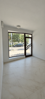 Lokal 25m2 przy galerii słupeckiej