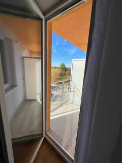 Kawalerka tramwaj parking wszędzie blisko balkon