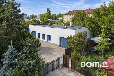 Działka 485m2, budynek 242 m2, możliwość rozbudowy