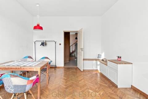 DWUPOZIOMOWE MIESZKANIE GRZEGÓRZKI 48,5 m C