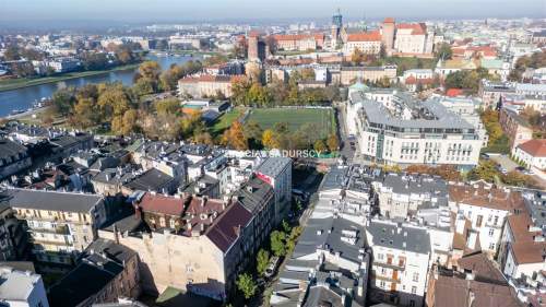 Stare Miasto, 4 pokoje po remoncie, inwestycja