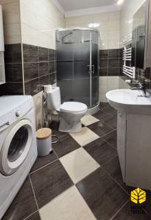 Nowoczesna kawalerka w apartamentowcu - Praga Południe
