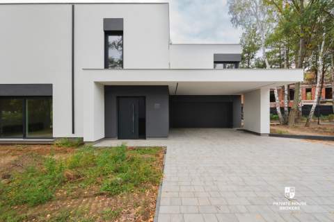 Miejska willa 241m2 10ar. SmartHome - Park Klonowy