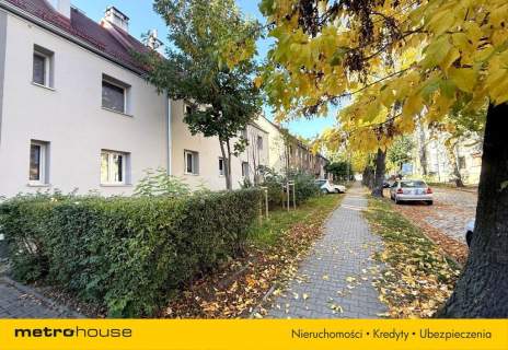 3-pokojowe mieszkanie na parterze/55,4m2/2 piwnice