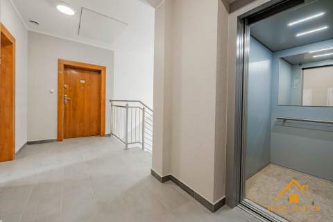 nowe mieszkanie z balkonem i windą