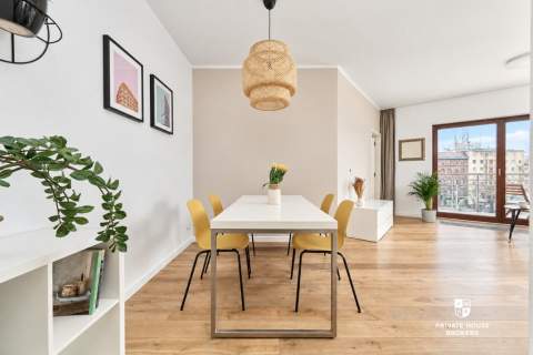 3 POKOJE PRZY WYSPIE SŁODOWEJ PARKING, BALKON